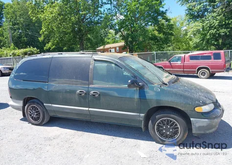 1996 Dodge Grand Caravan Se from USA, damaged, VIN 1B4GP44R3TB341618